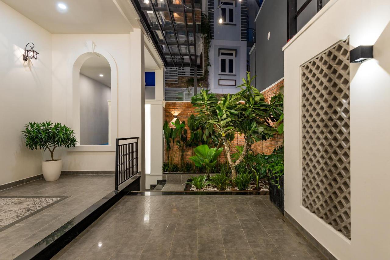 Cozrum Homes The Gallery Residence Хошимін Екстер'єр фото