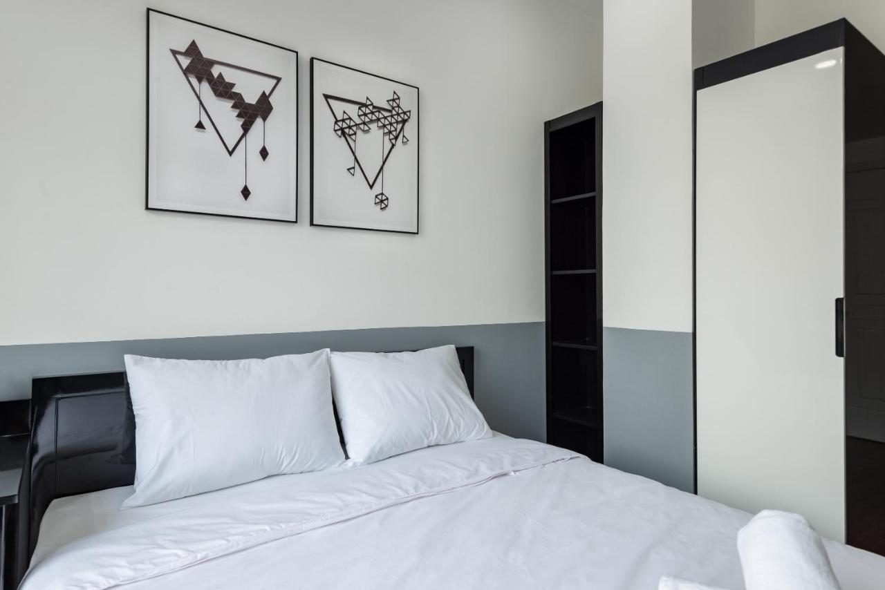 Cozrum Homes The Gallery Residence Хошимін Екстер'єр фото